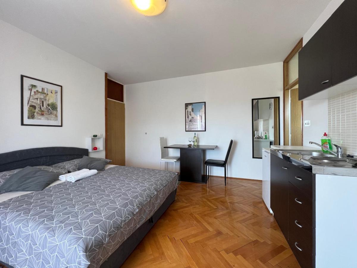 House Roca Daire Vodice Dış mekan fotoğraf